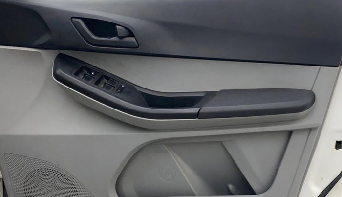 2021 Tata Tiago XT PETROL, Petrol, Manual, 32,567 km, Driver Side Door Panels Control