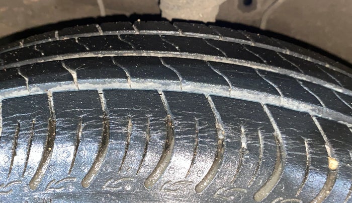 2022 Maruti S PRESSO VXI (O), Petrol, Manual, 11,105 km, Left Front Tyre Tread