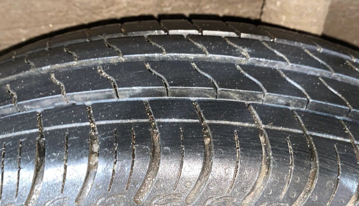2022 Maruti S PRESSO VXI (O), Petrol, Manual, 11,105 km, Left Rear Tyre Tread