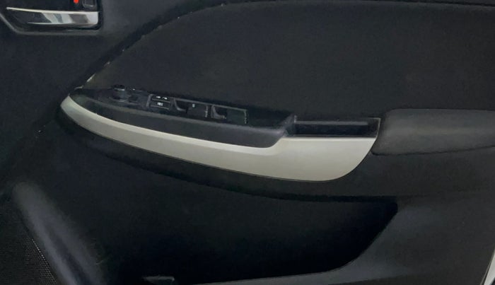 2018 Maruti Baleno DELTA PETROL 1.2, Petrol, Manual, 64,893 km, Driver Side Door Panels Control