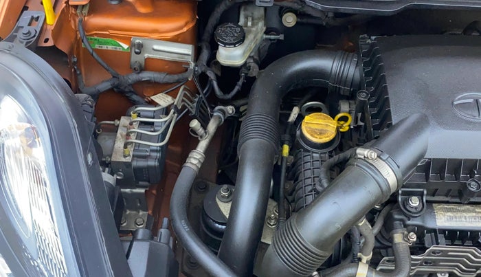 2018 Tata NEXON XZA PLUS PETROL, Petrol, Automatic, 50,343 km, Engine View - Right