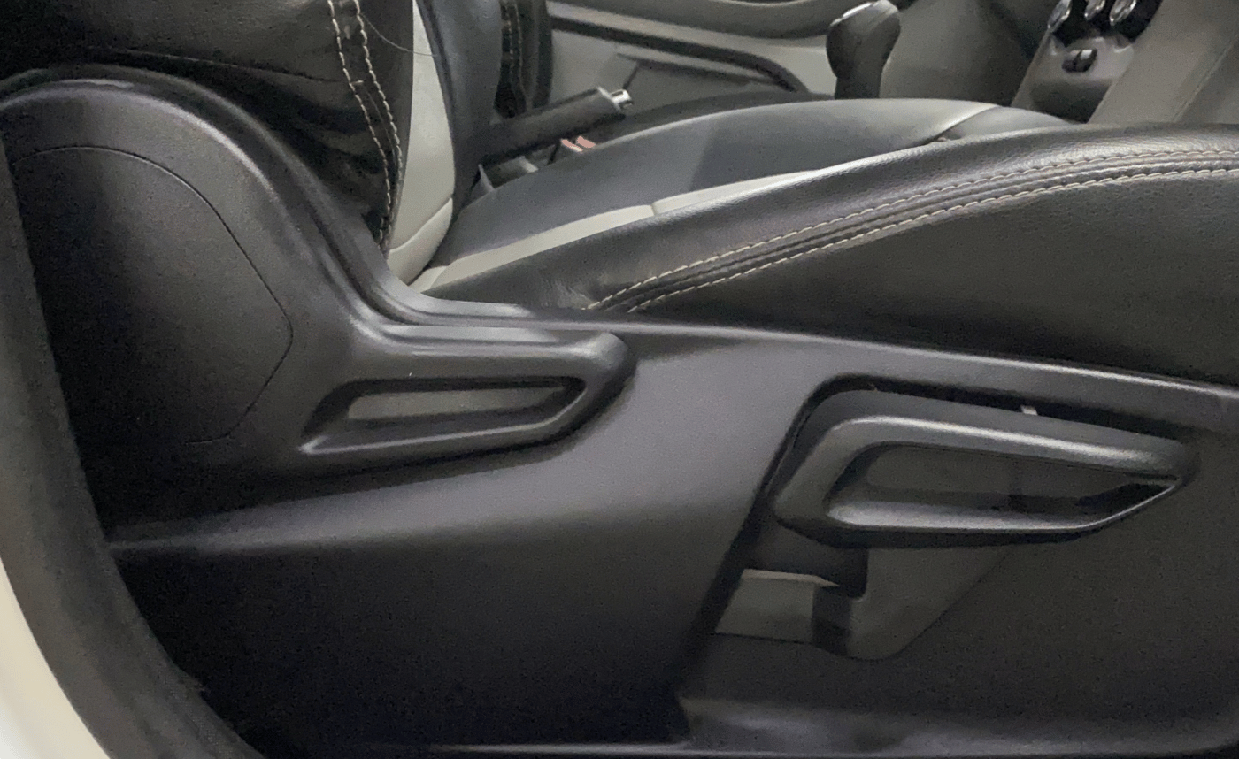 2023 Tata Tiago XT RHYTHM PETROL, Petrol, Manual, 36,790 km, Driver Side Adjustment Panel