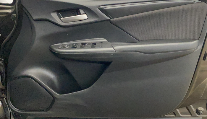 2020 Honda WR-V 1.2L I-VTEC SV MT, Petrol, Manual, 18,541 km, Driver Side Door Panels Control