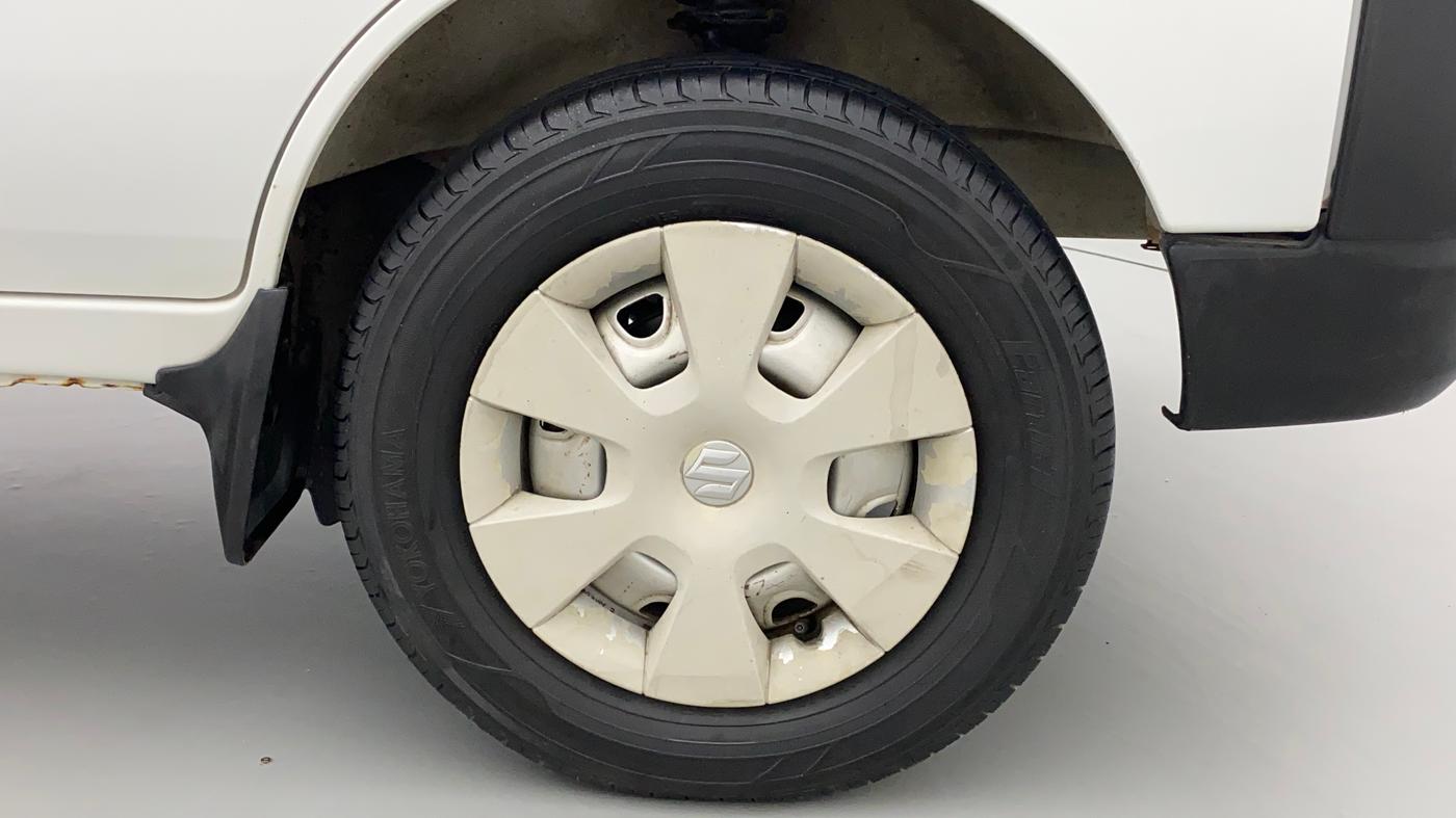 2014 Maruti Eeco 5 STR WITH A/C+HTR, CNG, Manual, 84,563 km, Right Front Wheel
