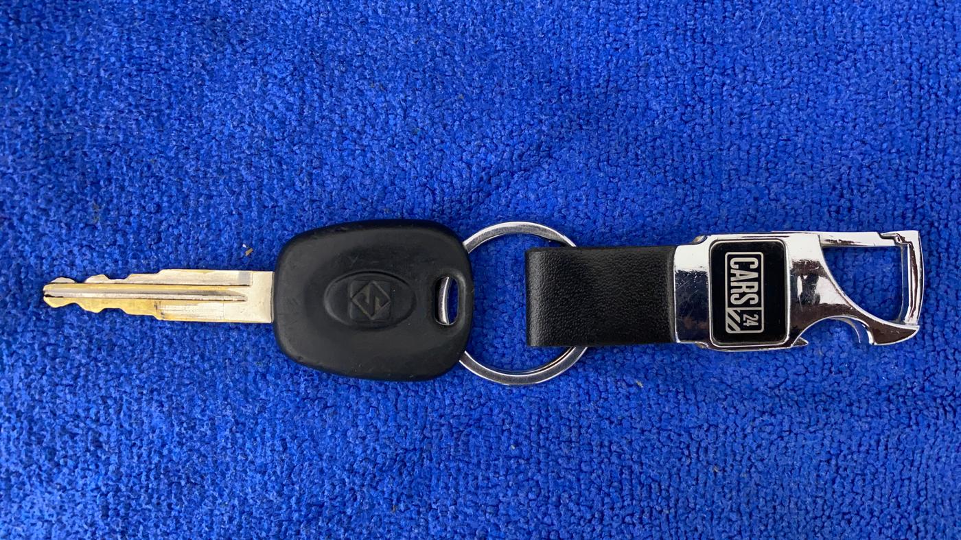 2014 Maruti Eeco 5 STR WITH A/C+HTR, CNG, Manual, 84,563 km, Key Close Up