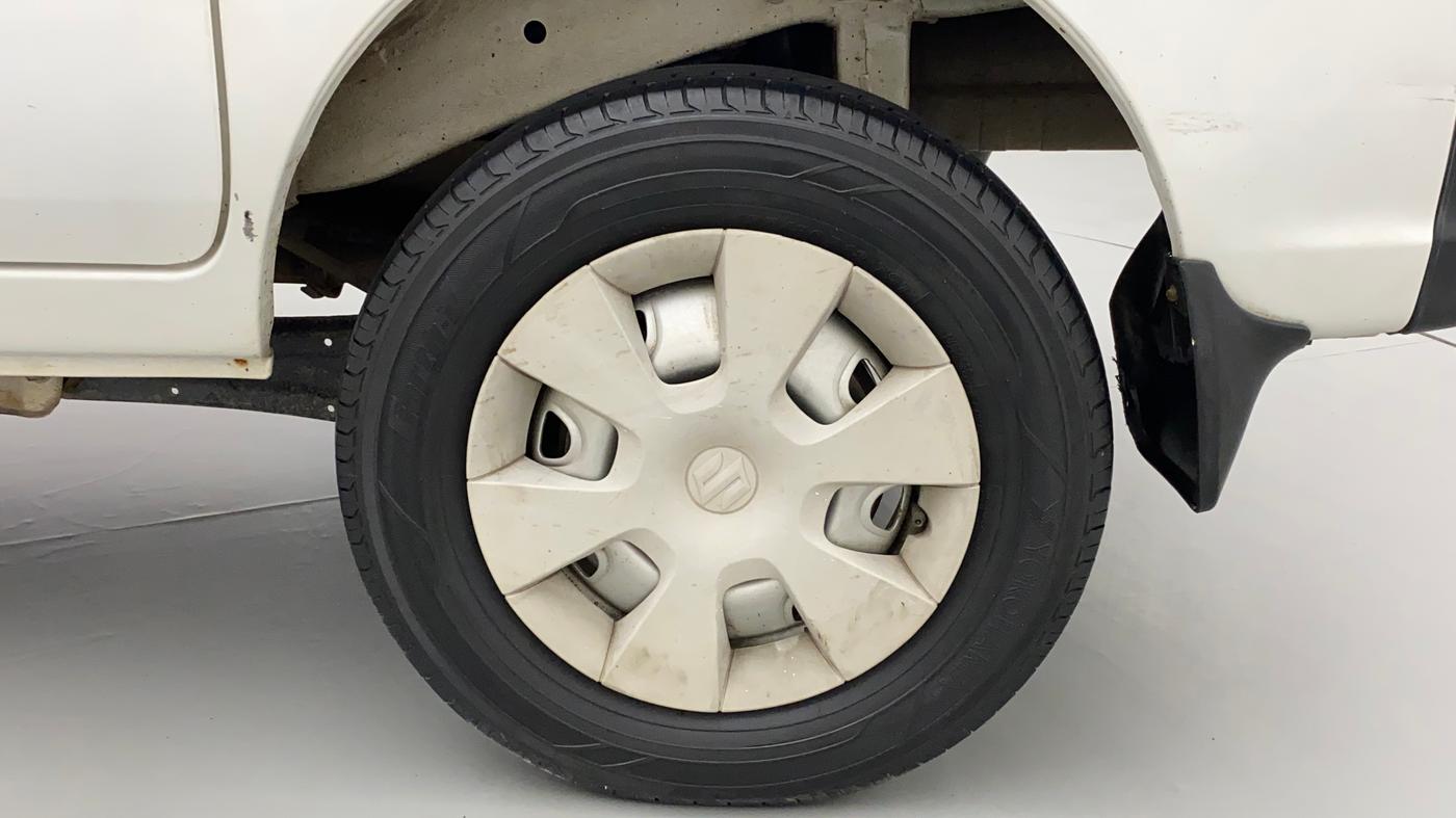 2014 Maruti Eeco 5 STR WITH A/C+HTR, CNG, Manual, 84,563 km, Left Rear Wheel