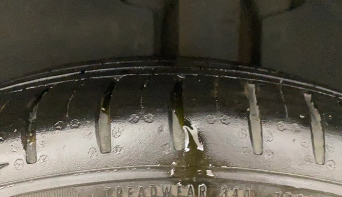 2023 MG HECTOR PLUS SHARP PRO 1.5 PETROL TURBO CVT 6 STR, Petrol, Automatic, 35,383 km, Left Rear Tyre Tread