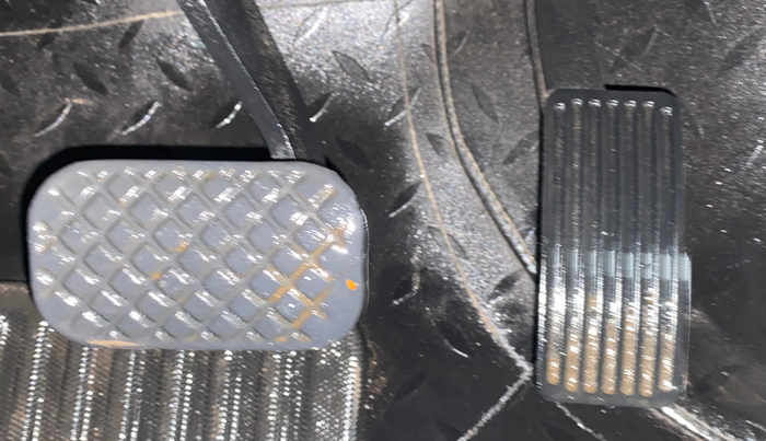 2023 MG HECTOR PLUS SHARP PRO 1.5 PETROL TURBO CVT 6 STR, Petrol, Automatic, 35,383 km, Pedals