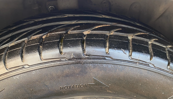 2014 Ford Ecosport TITANIUM 1.5L PETROL, Petrol, Manual, 80,160 km, Left Front Tyre Tread