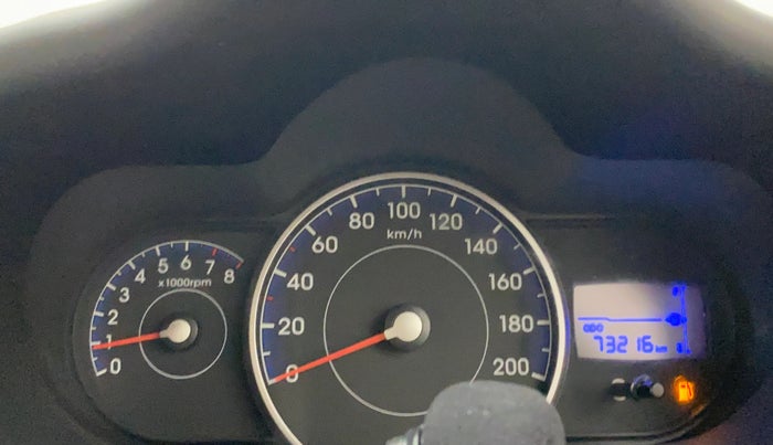 2013 Hyundai i10 MAGNA 1.2, Petrol, Manual, 73,186 km, Odometer Image