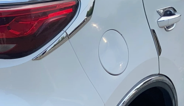 2022 MG ASTOR SUPER 1.5 CVT, Petrol, Automatic, 24,114 km, Right quarter panel - Minor scratches