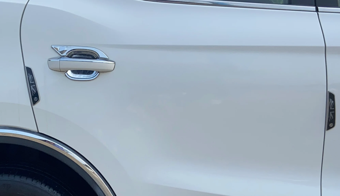 2022 MG ASTOR SUPER 1.5 CVT, Petrol, Automatic, 24,114 km, Right rear door - Minor scratches