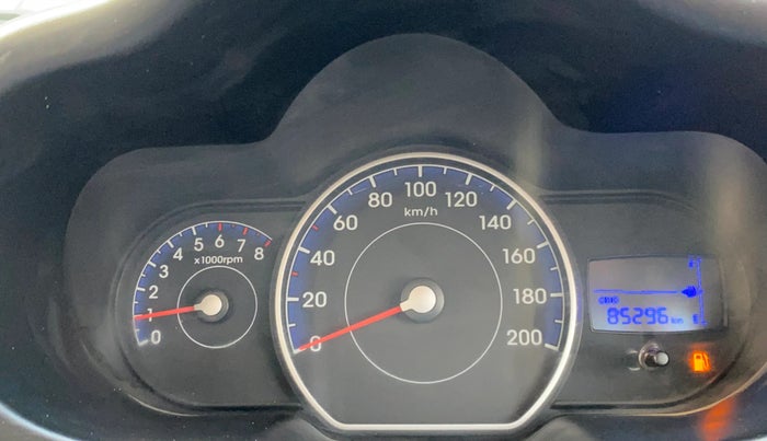2014 Hyundai i10 SPORTZ 1.1, CNG, Manual, 85,284 km, Odometer Image
