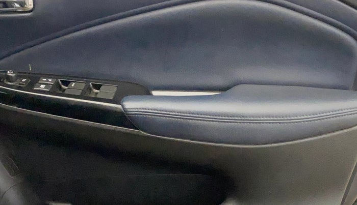2023 Maruti Baleno ZETA PETROL 1.2, Petrol, Manual, 35,805 km, Driver Side Door Panels Control