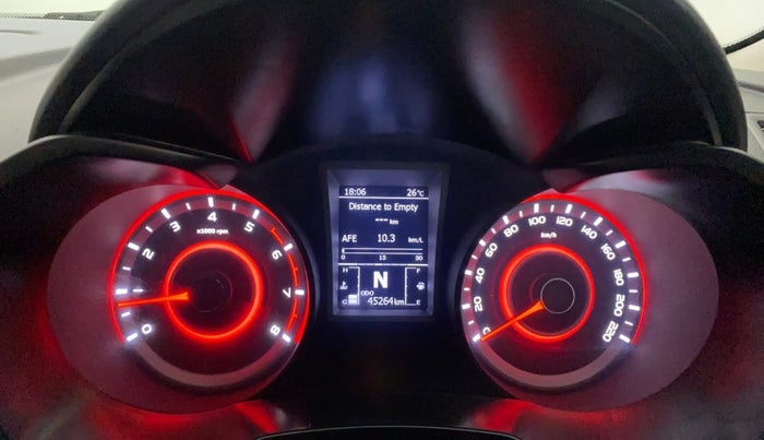 2021 Mahindra XUV300 W8 (O) 1.2 PETROL AMT, Petrol, Automatic, 45,205 km, Odometer Image