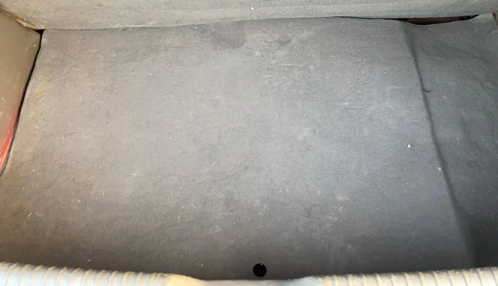 2014 Hyundai i10 MAGNA 1.1, Petrol, Manual, 1,03,618 km, Boot Inside