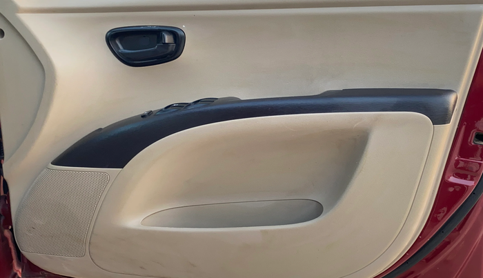 2014 Hyundai i10 MAGNA 1.1, Petrol, Manual, 1,03,618 km, Driver Side Door Panels Control