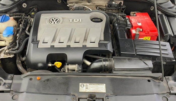 2015 Volkswagen Jetta HIGHLINE TDI AT, Diesel, Automatic, 1,18,810 km, Engine View