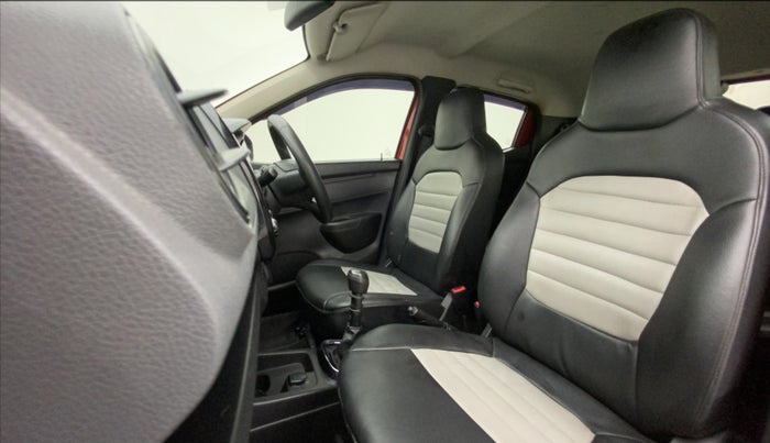 2017 Renault Kwid RXT 0.8, Petrol, Manual, 84,230 km, Right Side Front Door Cabin