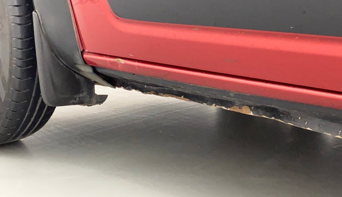 2017 Renault Kwid RXT 0.8, Petrol, Manual, 84,230 km, Left running board - Slightly dented