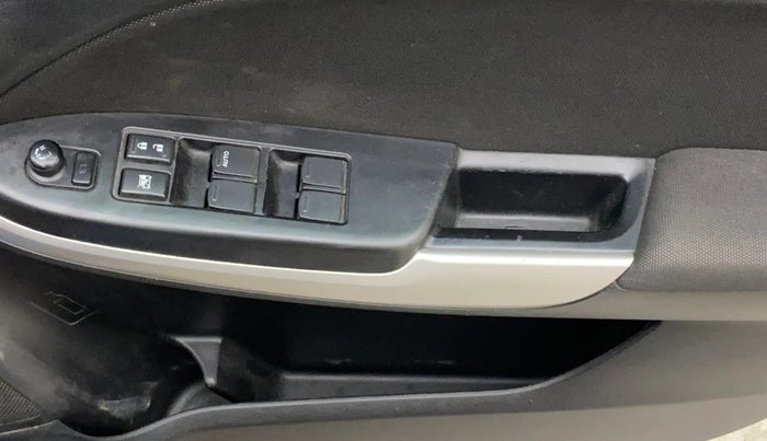 2018 Maruti Baleno ALPHA PETROL 1.2, Petrol, Manual, 64,226 km, Driver Side Door Panels Control