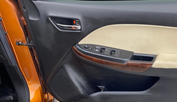 2018 Maruti Baleno ALPHA CVT PETROL 1.2, Petrol, Automatic, 92,368 km, Driver Side Door Panels Control