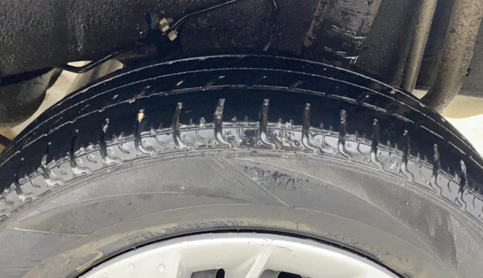 2018 Datsun Go T, CNG, Manual, 81,196 km, Left Rear Tyre Tread