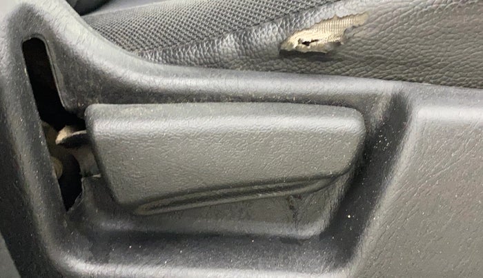 2020 Maruti Alto LXI, Petrol, Manual, 78,752 km, Driver Side Adjustment Panel