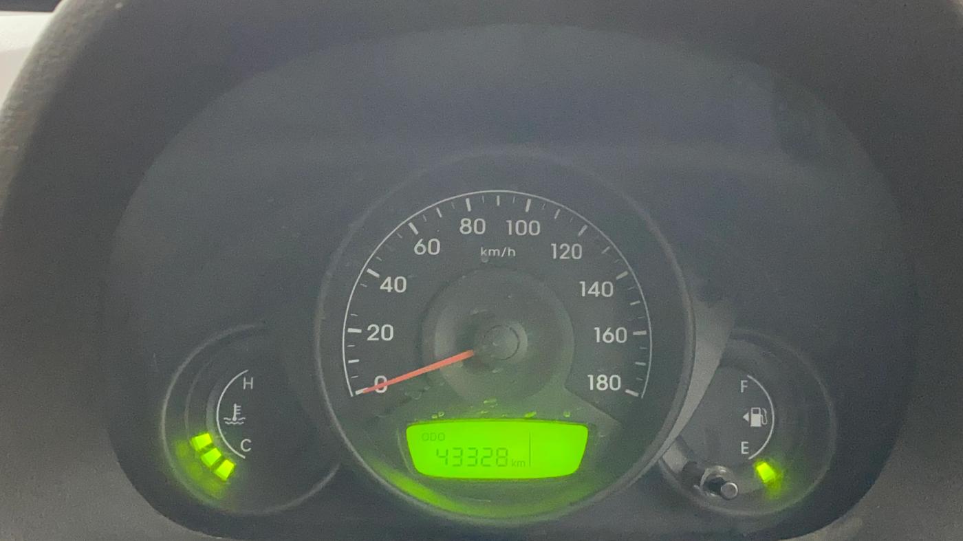2017 Hyundai Eon ERA +, Petrol, Manual, 43,341 km, Odometer Image