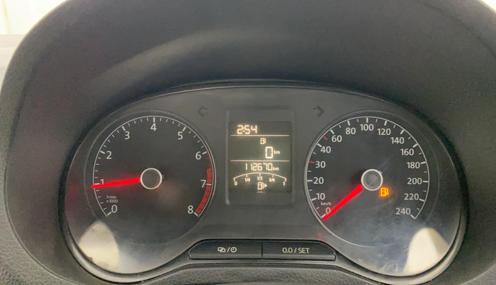 2014 Volkswagen Polo HIGHLINE1.2L, Petrol, Manual, 1,12,625 km, Odometer Image