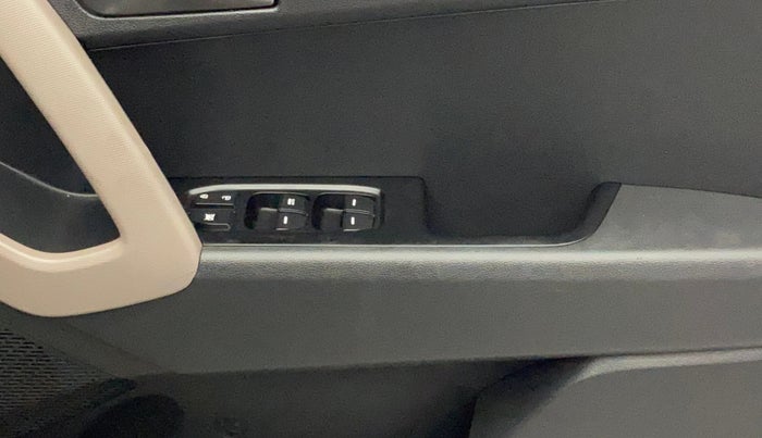 2017 Hyundai Creta SX PLUS AT 1.6 PETROL, Petrol, Automatic, 52,610 km, Driver Side Door Panels Control