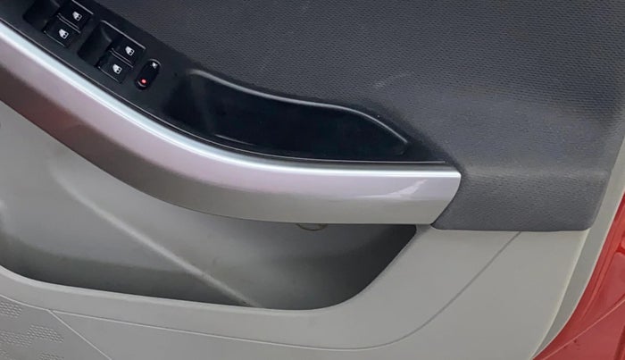 2018 Tata NEXON XZ PLUS DIESEL, Diesel, Manual, 71,026 km, Driver Side Door Panels Control