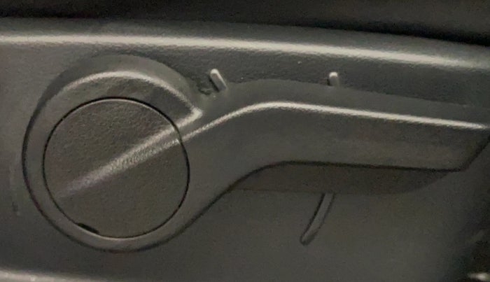 2021 Mahindra Thar LX HT PETROL 4WD MT, Petrol, Manual, 60,421 km, Driver Side Adjustment Panel