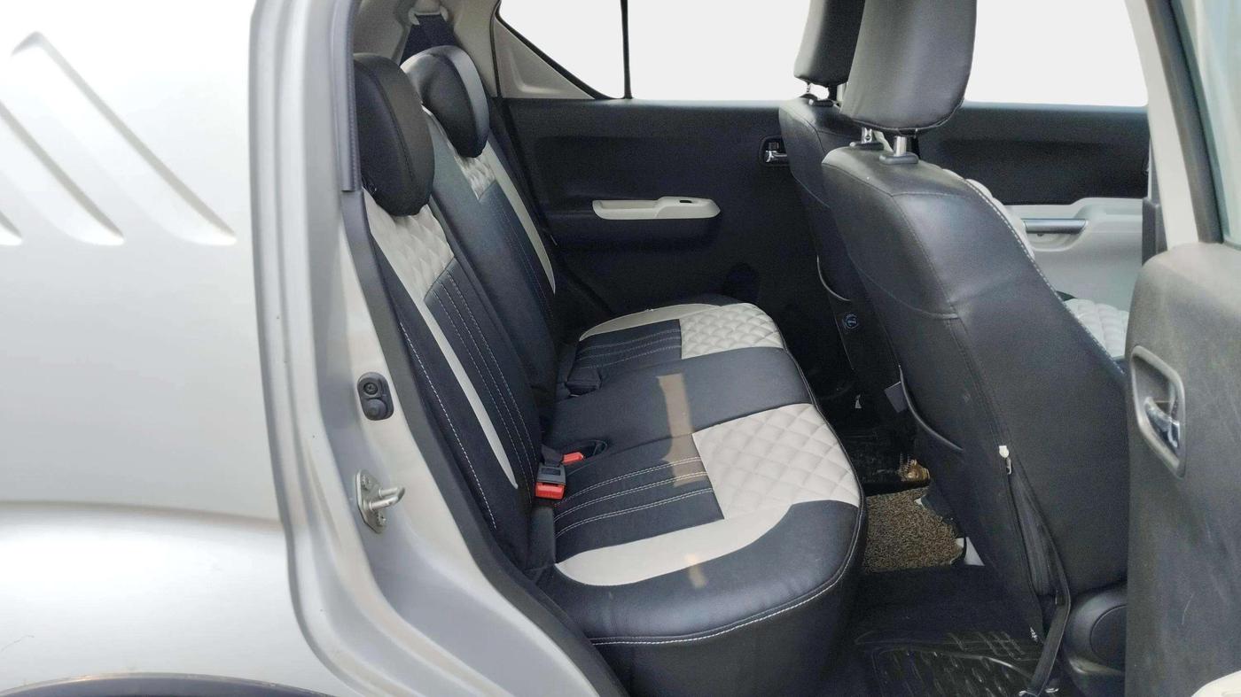 2022 Maruti IGNIS ZETA 1.2, Petrol, Manual, 13,780 km, Right Side Rear Door Cabin