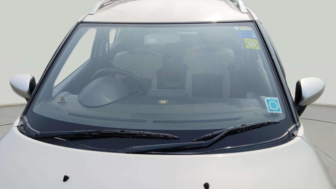 2022 Maruti IGNIS ZETA 1.2, Petrol, Manual, 13,780 km, Front Windshield