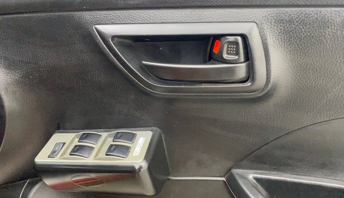 2013 Maruti Swift LDI, Diesel, Manual, 69,842 km, Driver Side Door Panels Control
