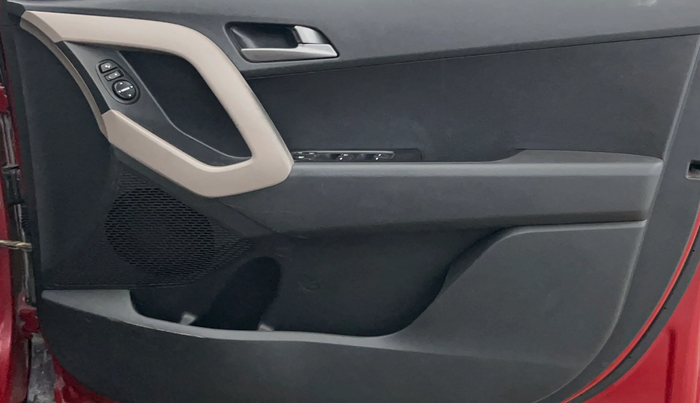 2017 Hyundai Creta SX PLUS AT 1.6 PETROL, Petrol, Automatic, 69,476 km, Driver Side Door Panels Control