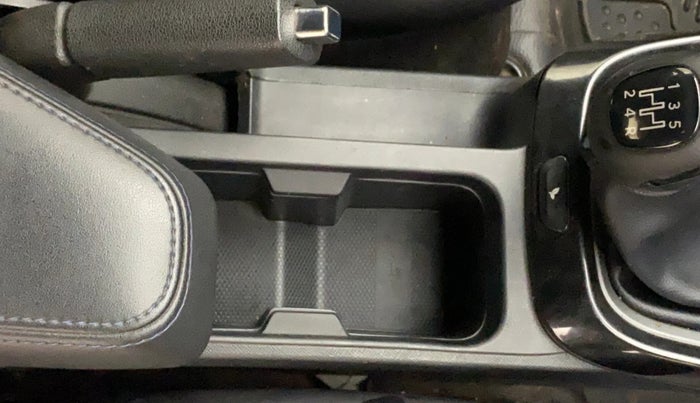 2022 Tata ALTROZ XZ PLUS PETROL DARK EDITION, Petrol, Manual, 68,464 km, Gear Lever