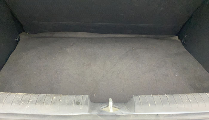 2016 Hyundai Elite i20 SPORTZ 1.2, Petrol, Manual, 45,010 km, Boot Inside