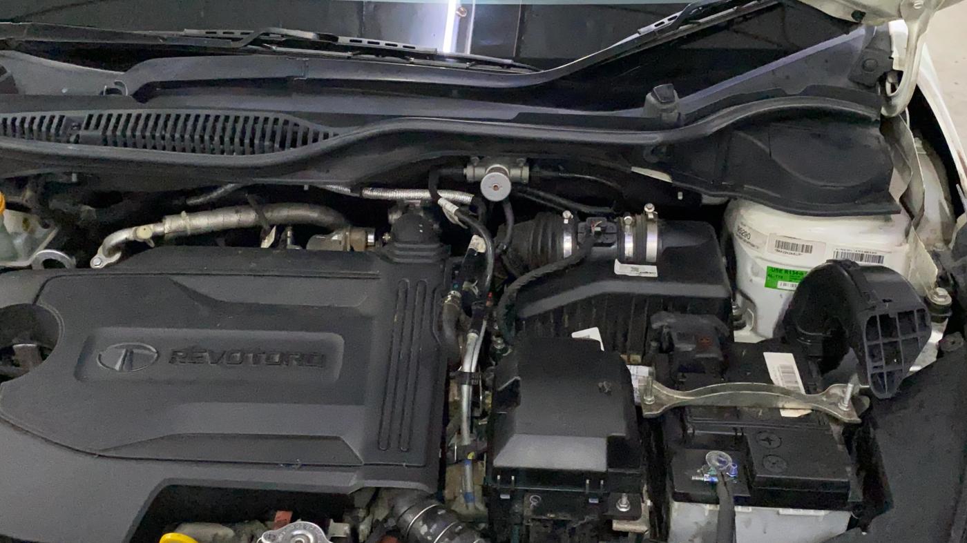 2022 Tata ALTROZ XM PLUS DIESEL, Diesel, Manual, 35,038 km, Engine View - Left