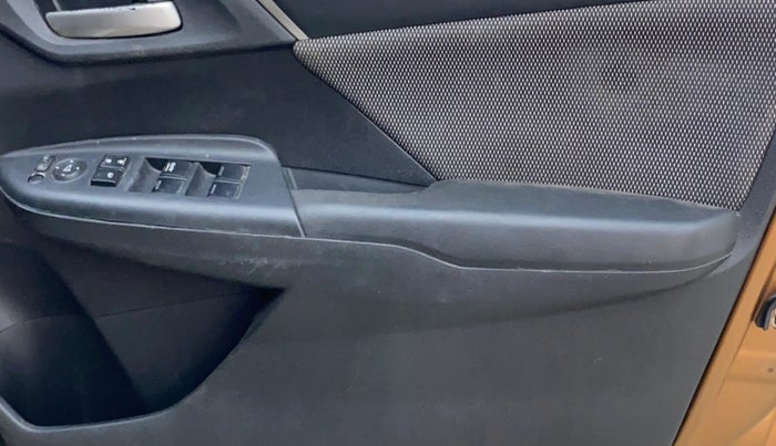 2017 Honda WR-V 1.2L I-VTEC VX MT, Petrol, Manual, 99,905 km, Driver Side Door Panels Control