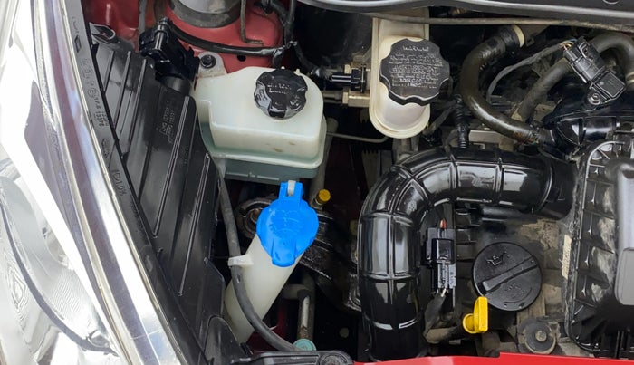 2015 Hyundai Eon MAGNA +, Petrol, Manual, 79,899 km, Engine View - Right