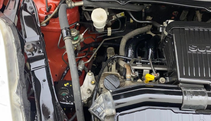 2014 Maruti Swift VXI, Petrol, Manual, 60,230 km, Engine View - Right