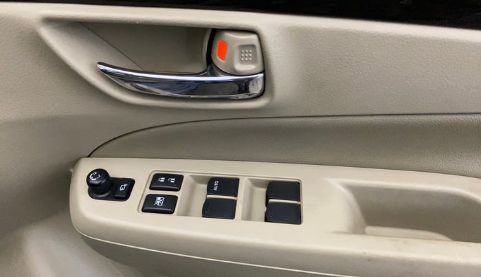 2017 Maruti Ciaz ALPHA 1.4 PETROL, Petrol, Manual, 45,028 km, Driver Side Door Panels Control