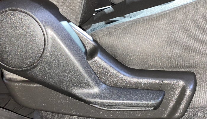 2022 Maruti IGNIS SIGMA 1.2, Petrol, Manual, 5,802 km, Driver Side Adjustment Panel
