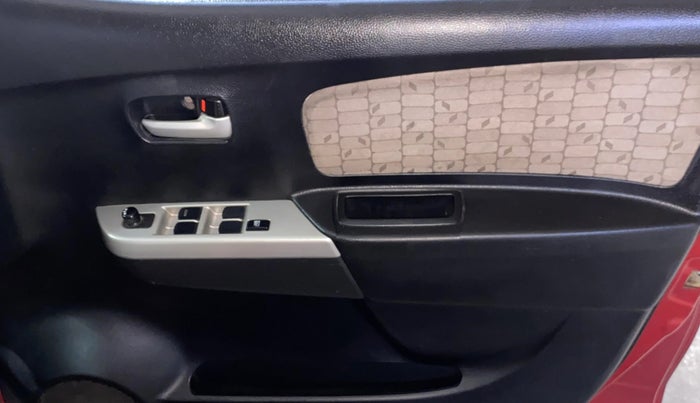 2013 Maruti Wagon R 1.0 VXI, Petrol, Manual, 67,680 km, Driver Side Door Panels Control
