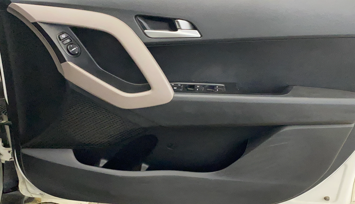 2018 Hyundai Creta SX AT 1.6 PETROL, Petrol, Automatic, 74,975 km, Driver Side Door Panels Control