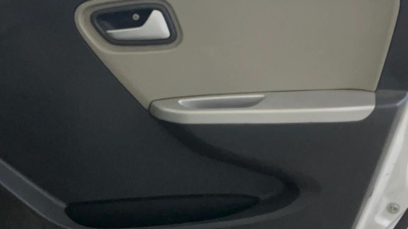 2018 Maruti Alto K10 VXI, Petrol, Manual, 66,279 km, Driver Side Door Panels Control