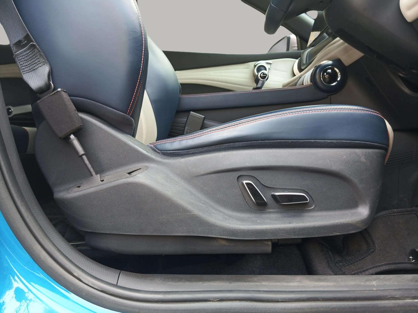 2022 BYD ATTO 3 EXTENDED RANGE, Electric, Automatic, 39,200 km, Driver Side Adjustment Panel