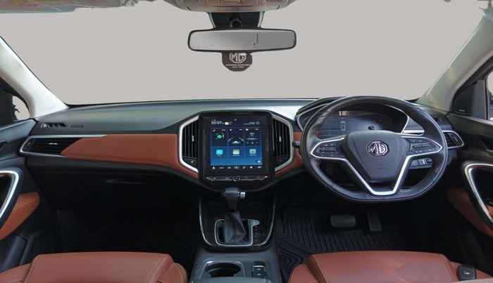 2022 MG HECTOR PLUS SHARP 1.5 PETROL TURBO CVT 6-STR, Petrol, Automatic, 10,957 km, Dashboard